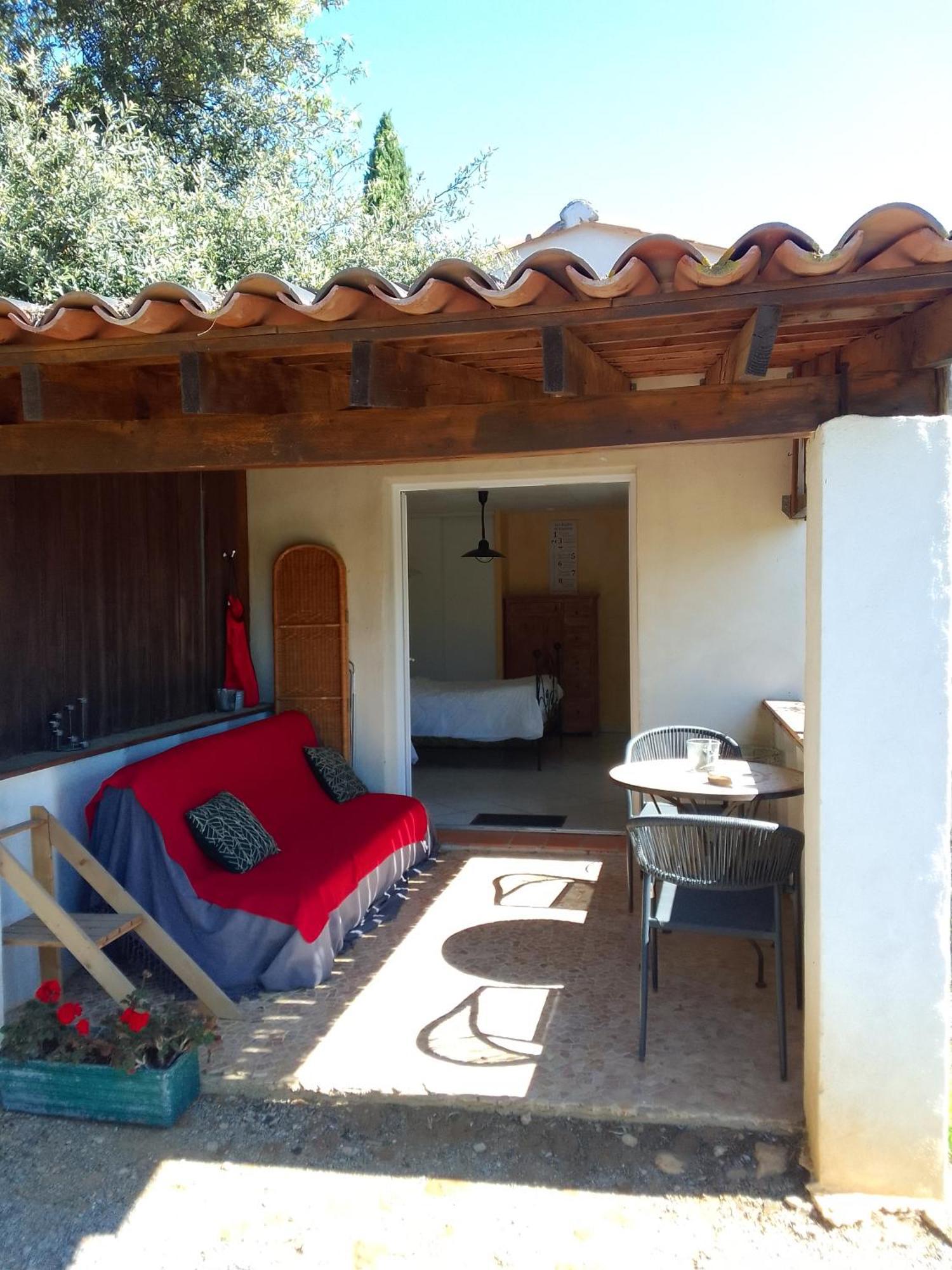 Gite De L'Etang Proche Des Grands Buffets Narbonne Exterior photo